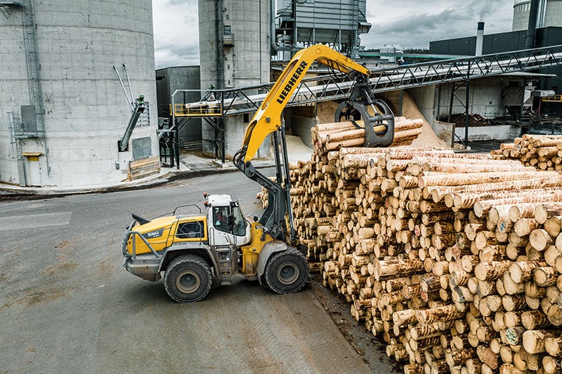 After an impressive trial: Rubner Holzindustrie buys the L 580 LogHandler XPower®